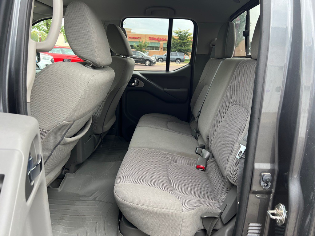 2018 Nissan Frontier Image 9