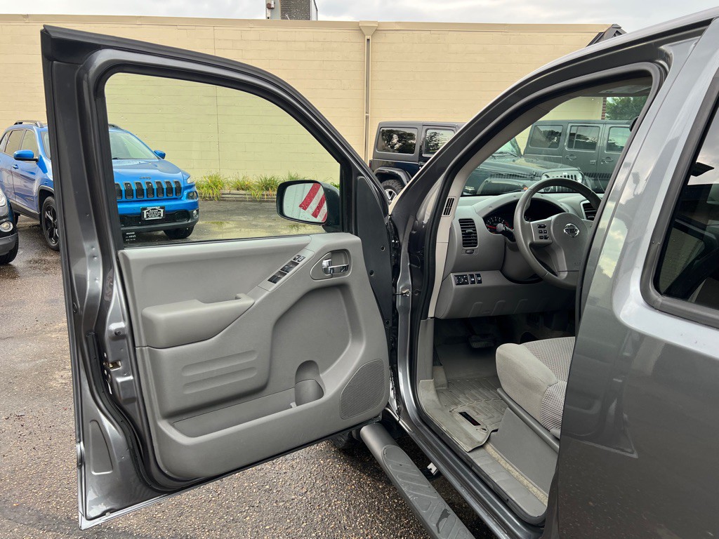2018 Nissan Frontier Image 13