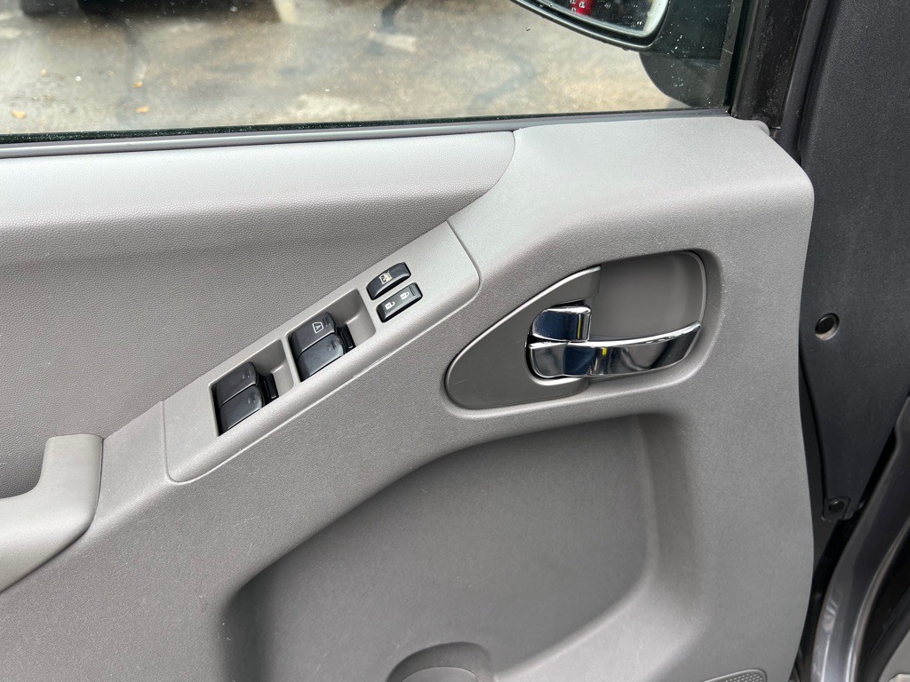 2018 Nissan Frontier Image 14