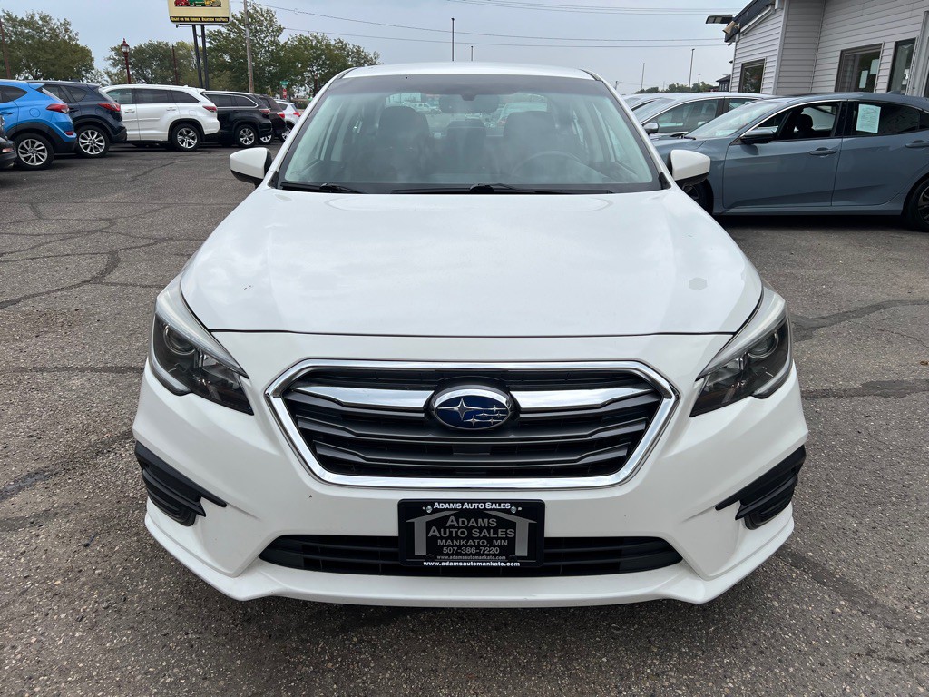 2018 Subaru Legacy Image 3