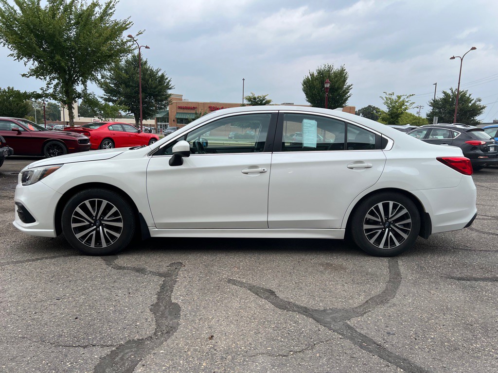 2018 Subaru Legacy Image 5