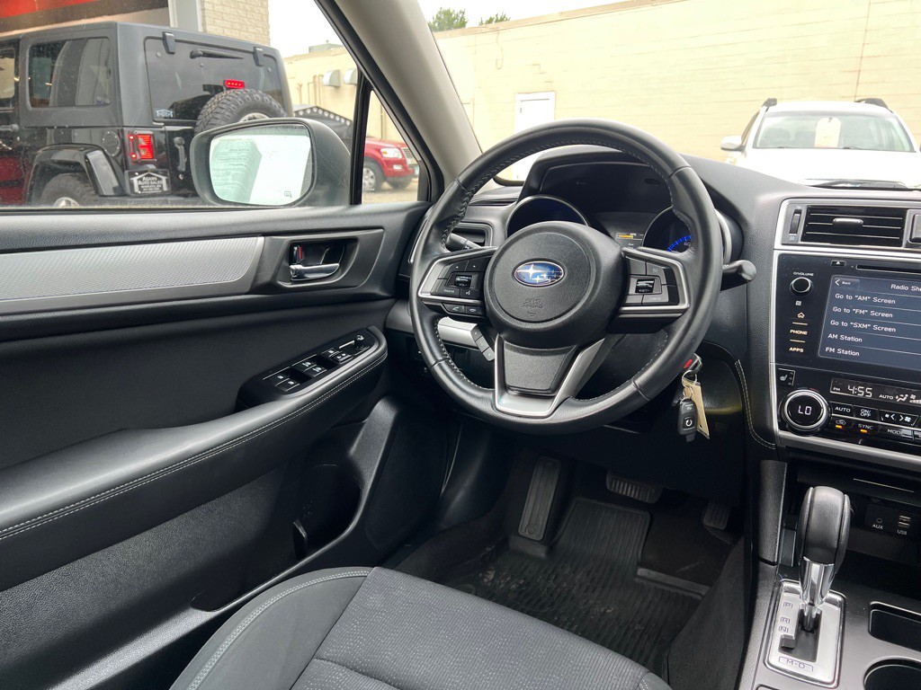 2018 Subaru Legacy Image 11