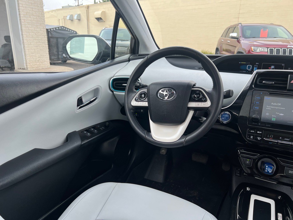 2016 Toyota Prius Image 14