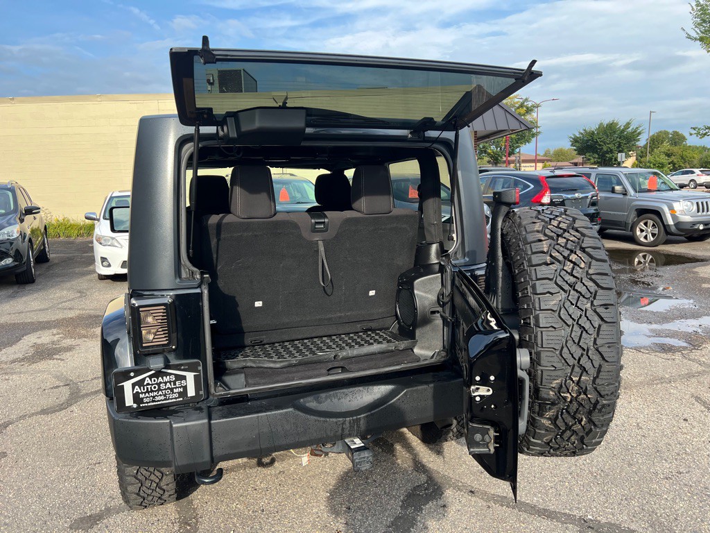 2013 Jeep Wrangler Image 7
