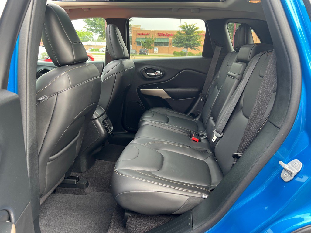 2018 Jeep Cherokee Image 10