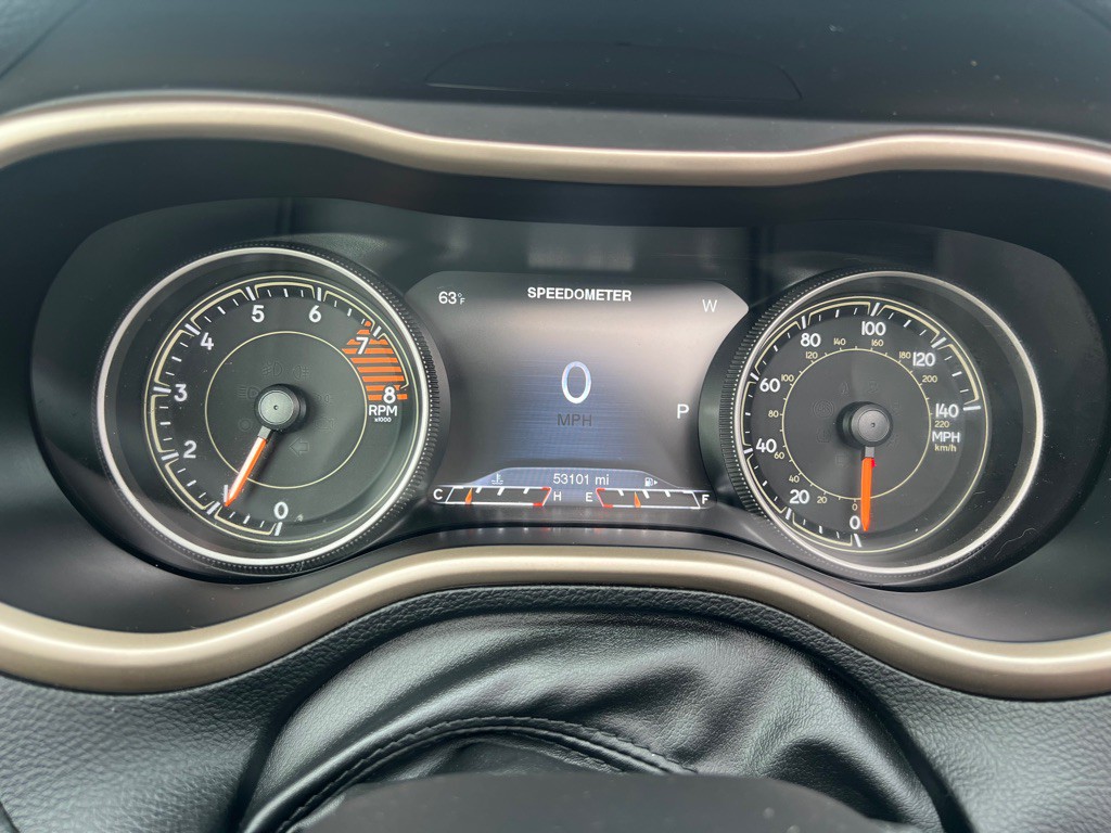 2018 Jeep Cherokee Image 19