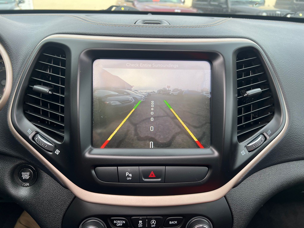 2018 Jeep Cherokee Image 23