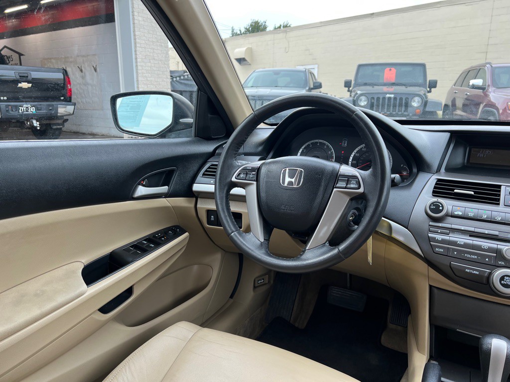 2012 Honda Accord Image 11