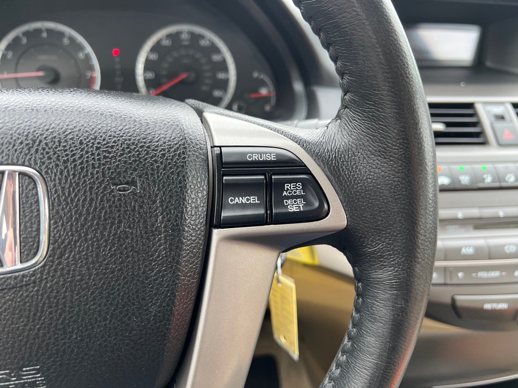 2012 Honda Accord Image 19