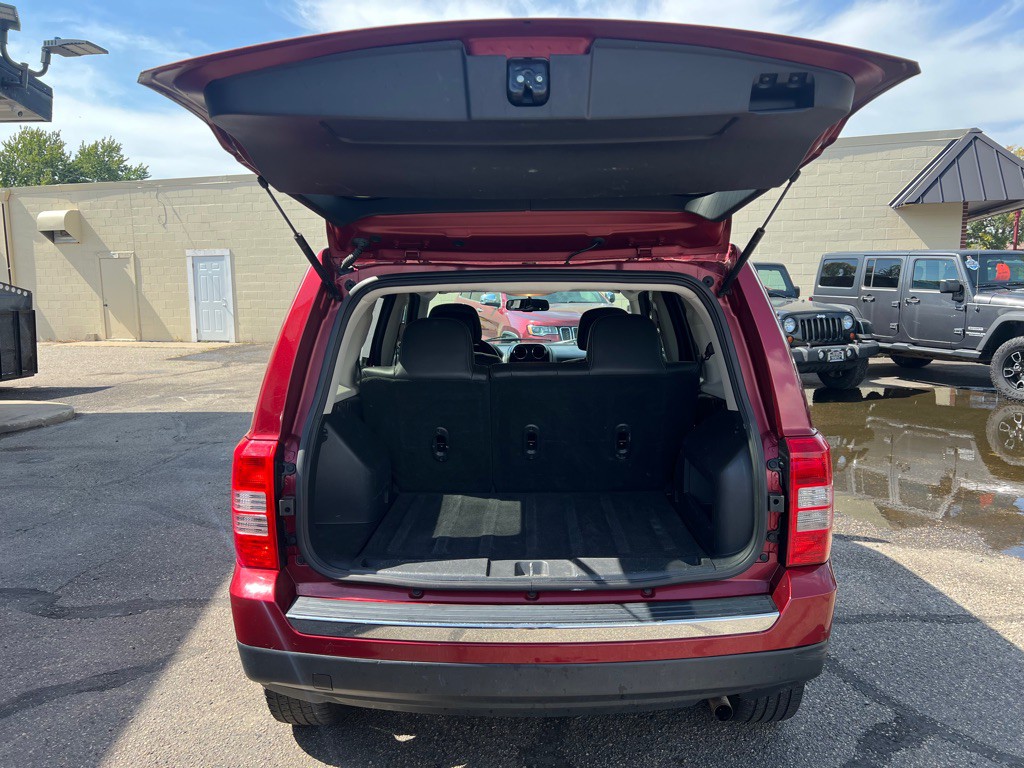 2017 Jeep Patriot Image 6