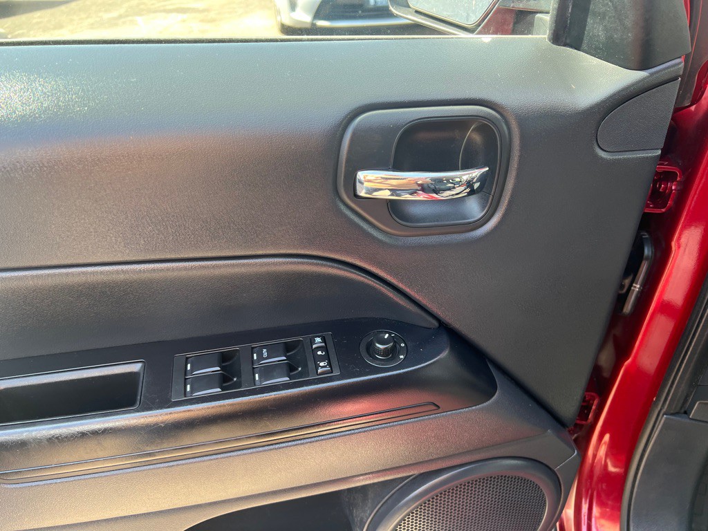 2017 Jeep Patriot Image 14