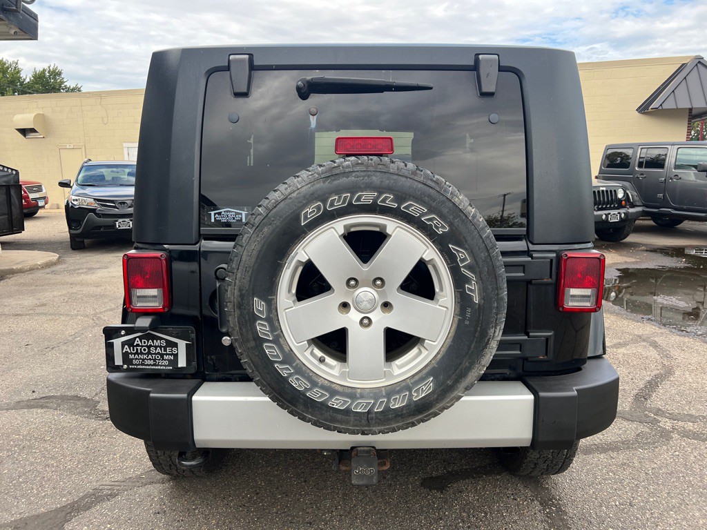 2010 Jeep Wrangler Image 6