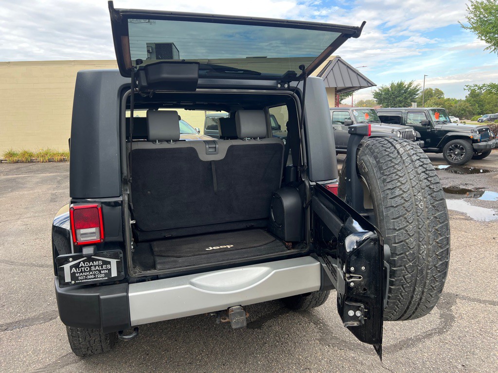 2010 Jeep Wrangler Image 7