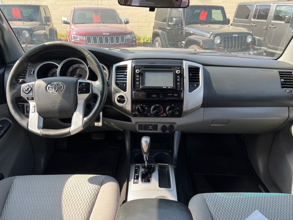 2014 Toyota Tacoma Image 11