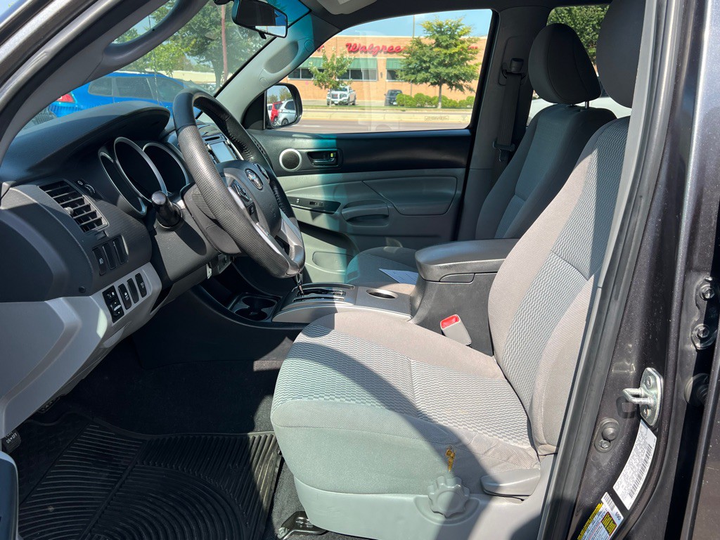 2014 Toyota Tacoma Image 15