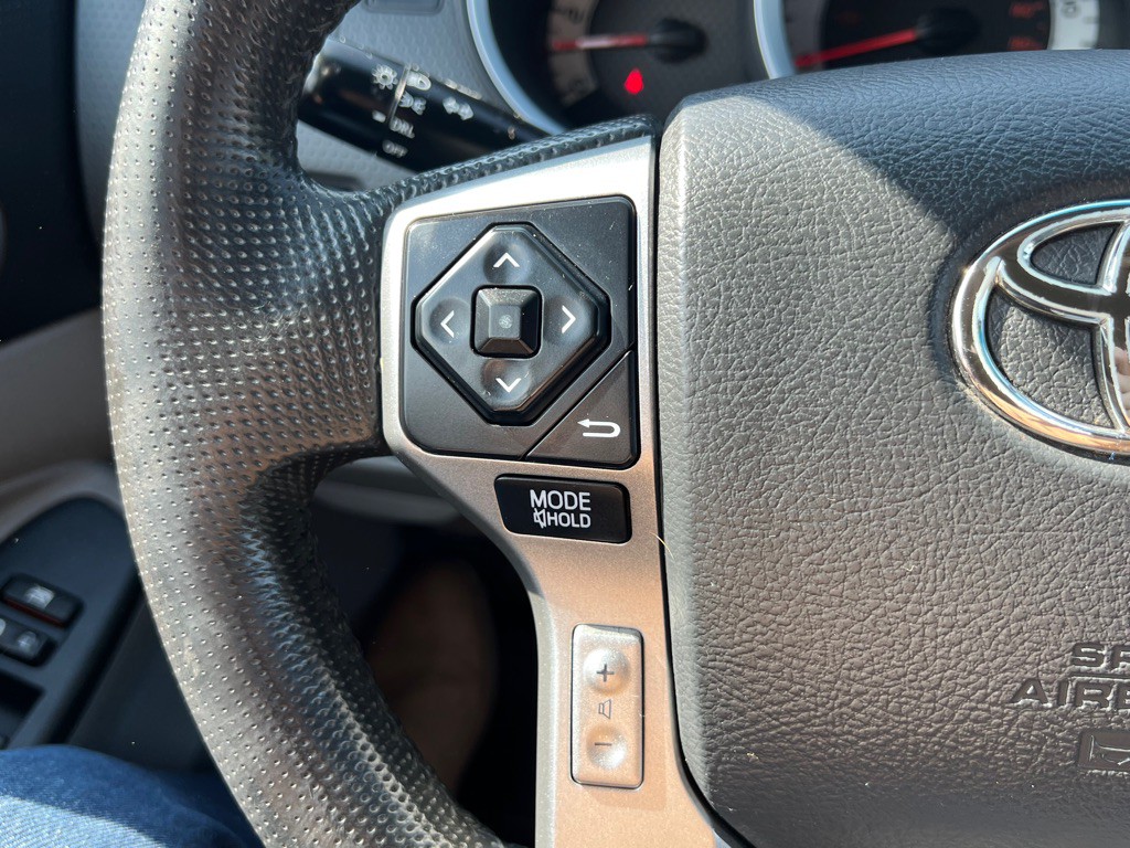2014 Toyota Tacoma Image 19