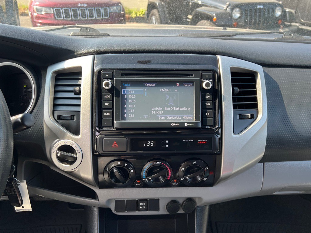 2014 Toyota Tacoma Image 21