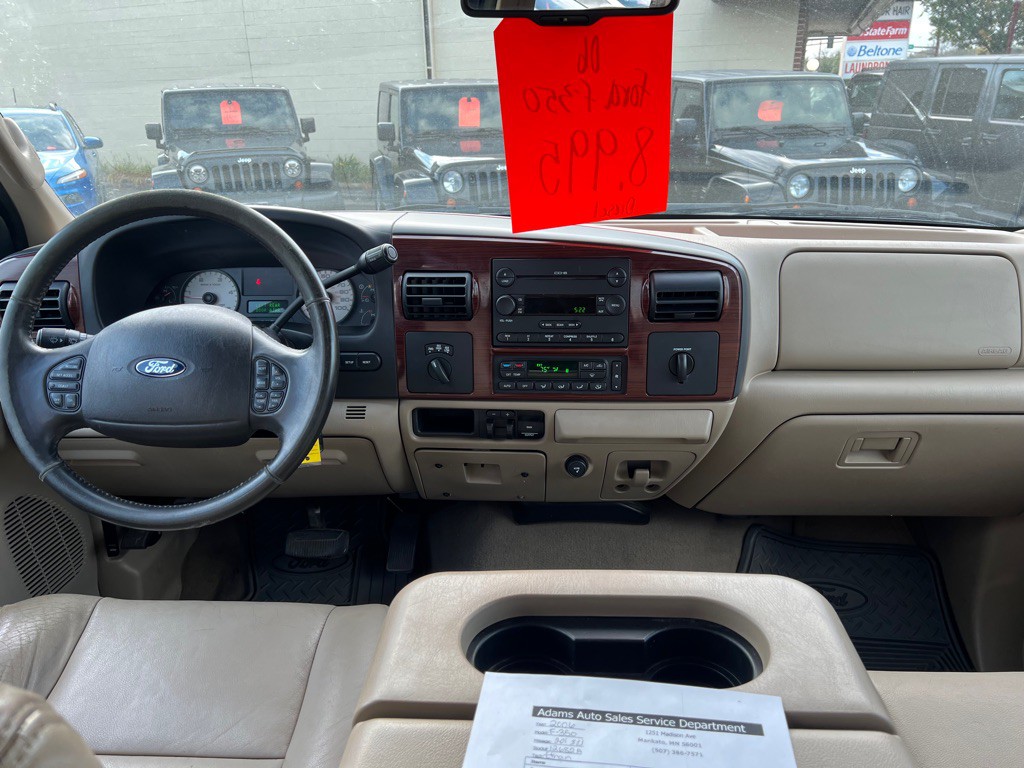 2006 Ford F-350 Image 10