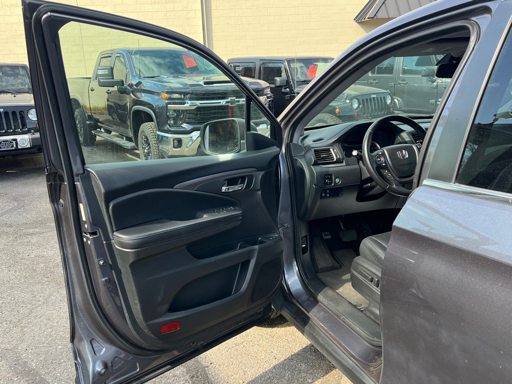 2016 Honda Pilot Image 18