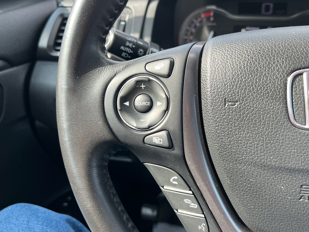2016 Honda Pilot Image 25