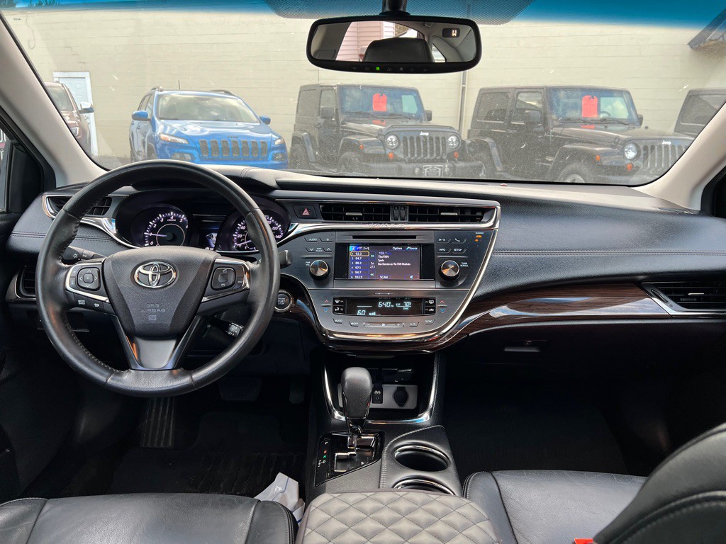 2014 Toyota Avalon Image 11