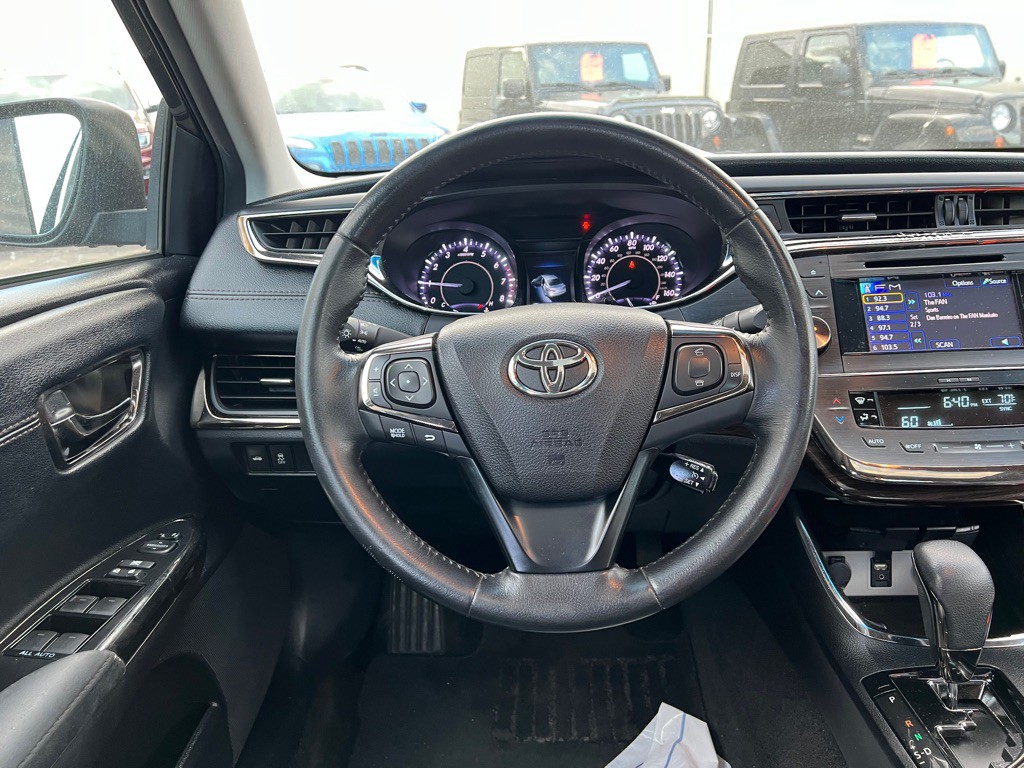2014 Toyota Avalon Image 15