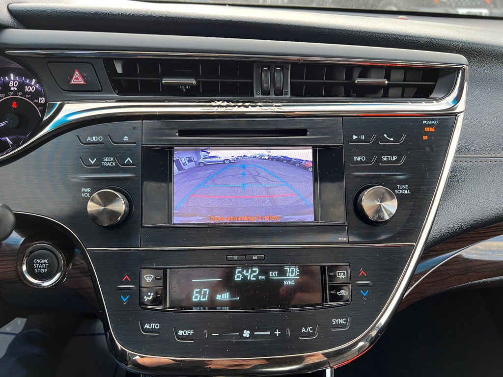 2014 Toyota Avalon Image 21