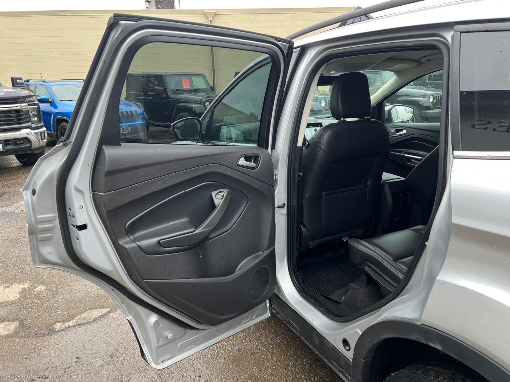 2019 Ford Escape Image 9