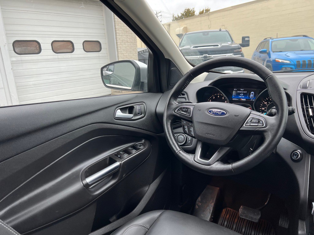2019 Ford Escape Image 13