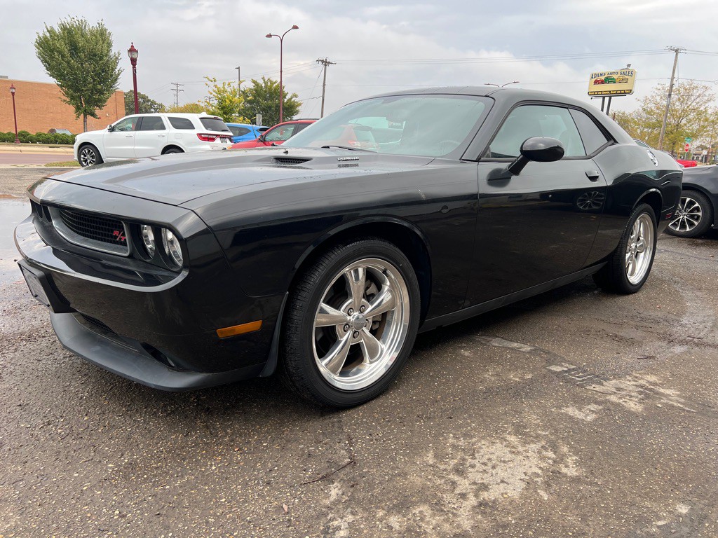 2011 Dodge Challenger Image 4