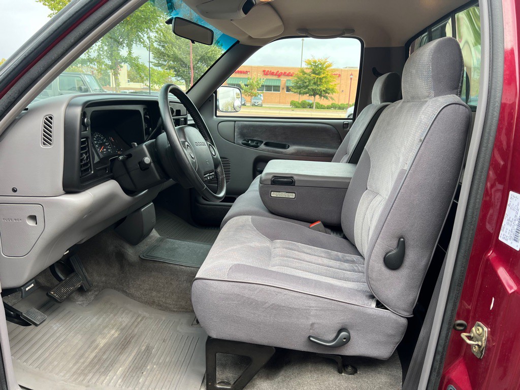 1994 Dodge Ram 1500 Image 10