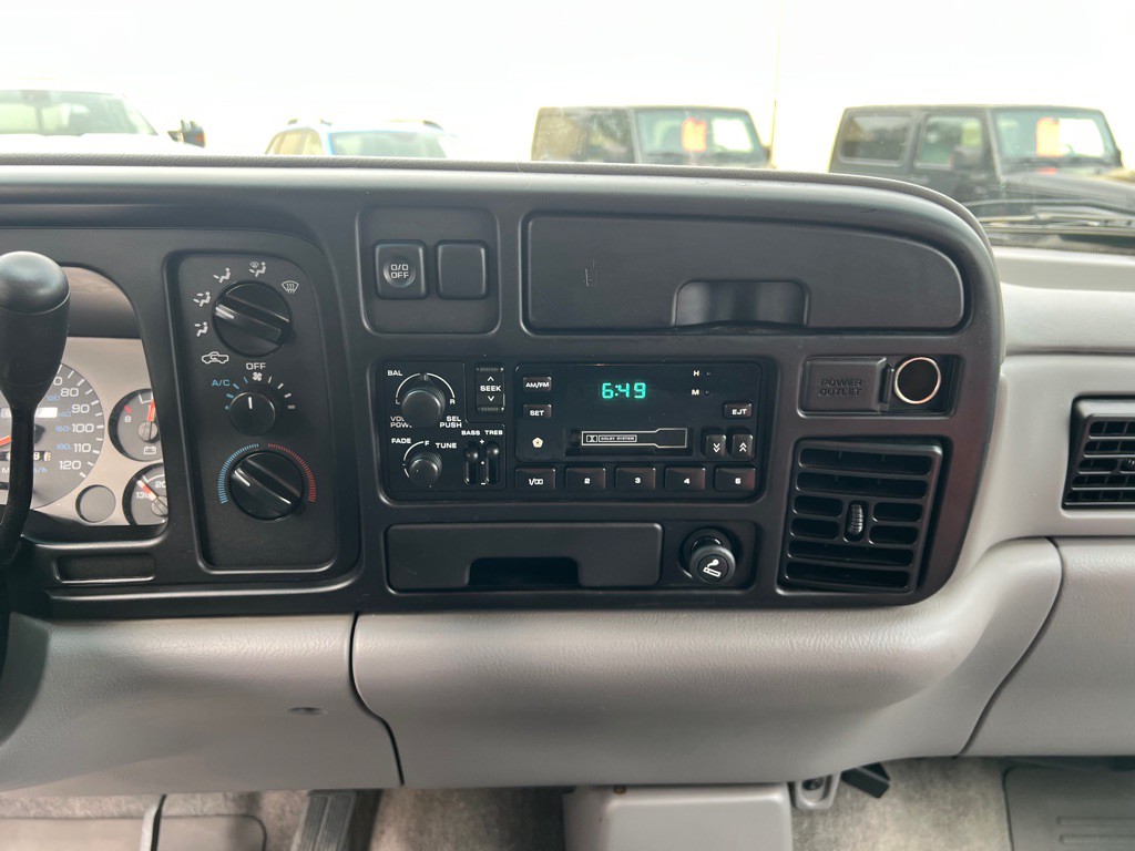 1994 Dodge Ram 1500 Image 15