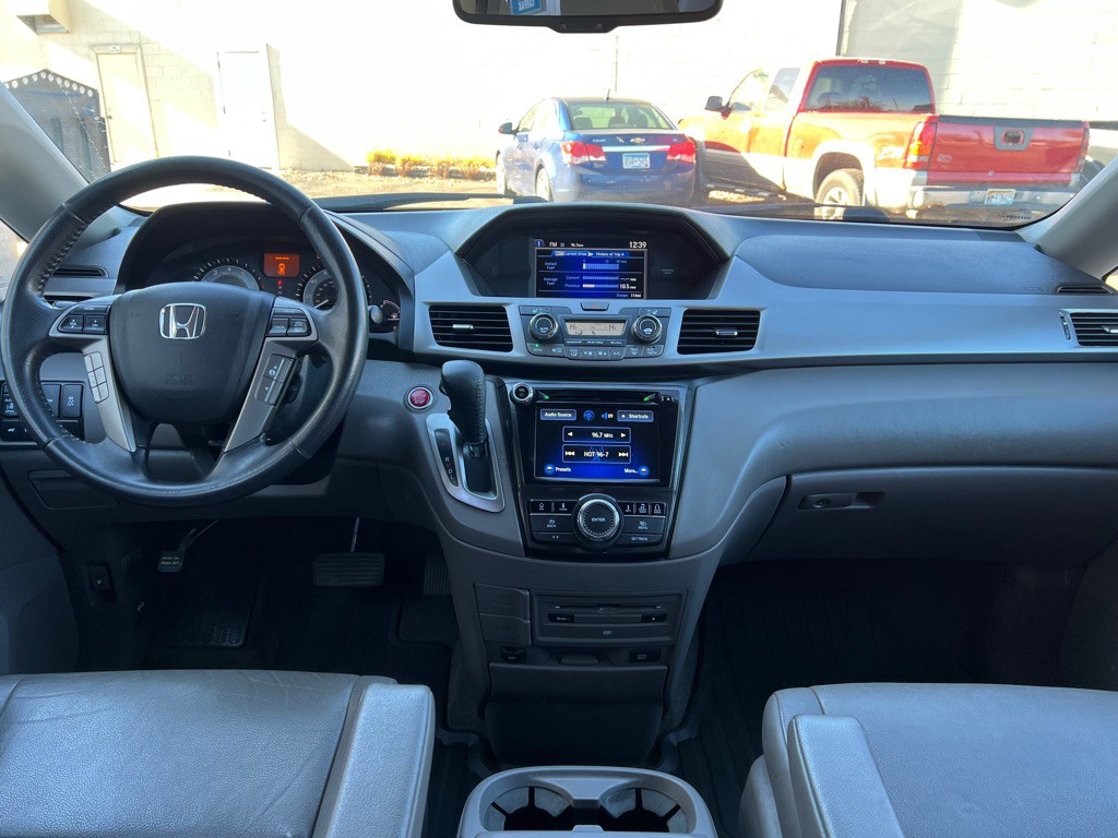 2016 Honda Odyssey Image 13