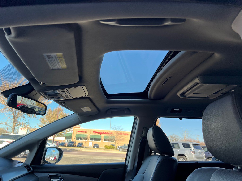 2016 Honda Odyssey Image 19