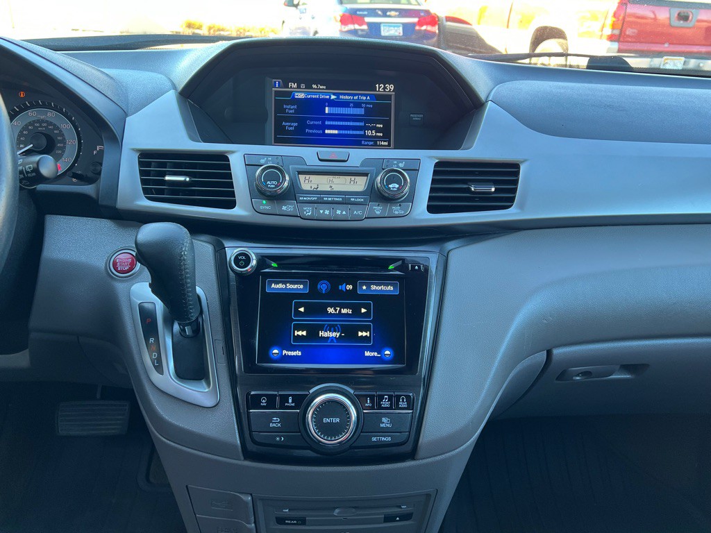 2016 Honda Odyssey Image 25