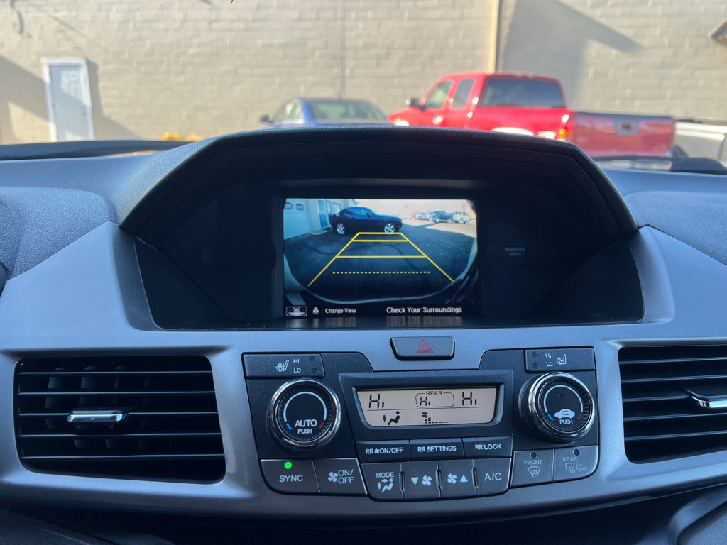 2016 Honda Odyssey Image 27