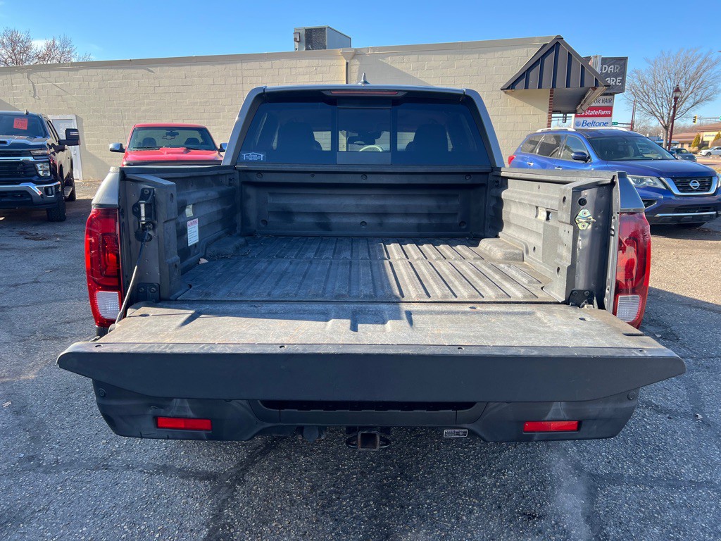 2017 Honda Ridgeline Image 7