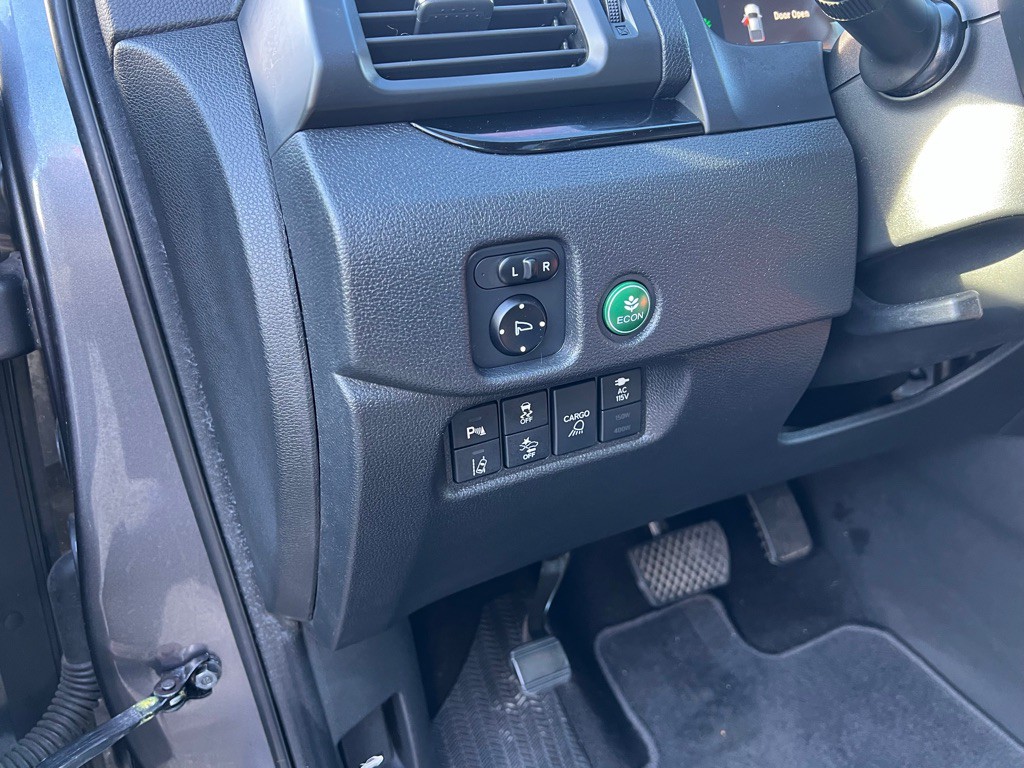 2017 Honda Ridgeline Image 20