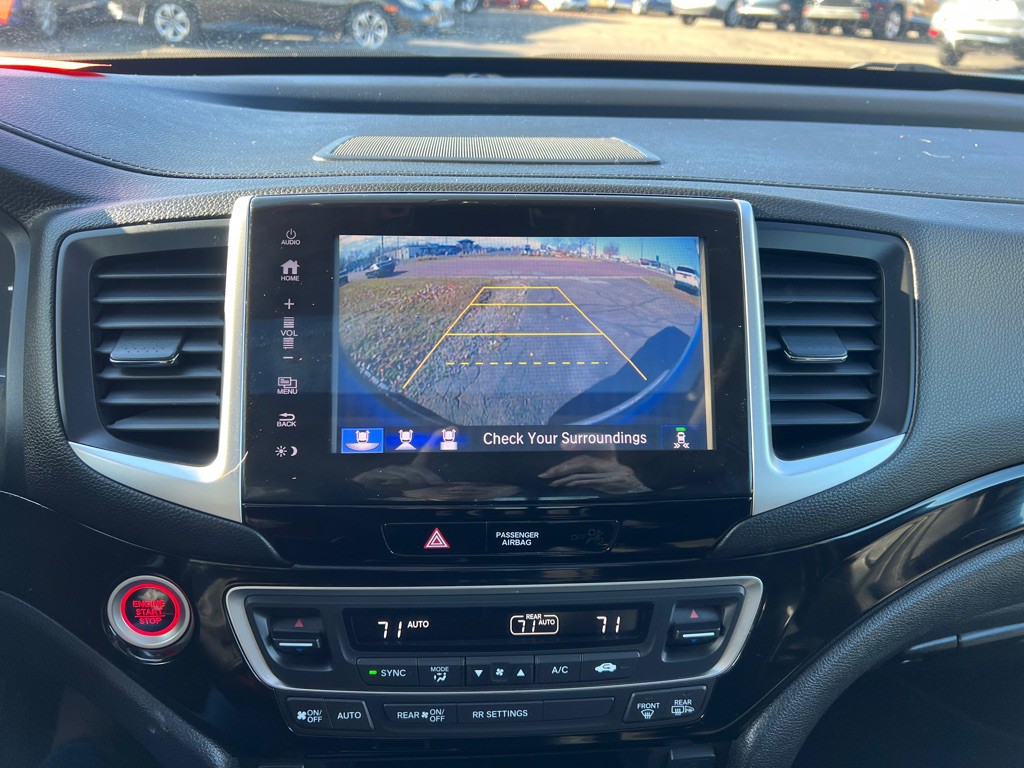 2017 Honda Ridgeline Image 26