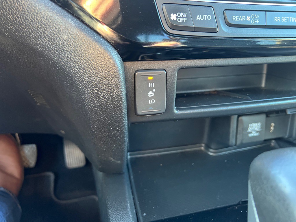 2017 Honda Ridgeline Image 28