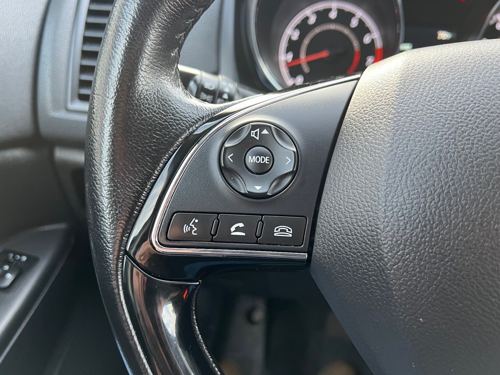 2016 Mitsubishi Outlander Image 20