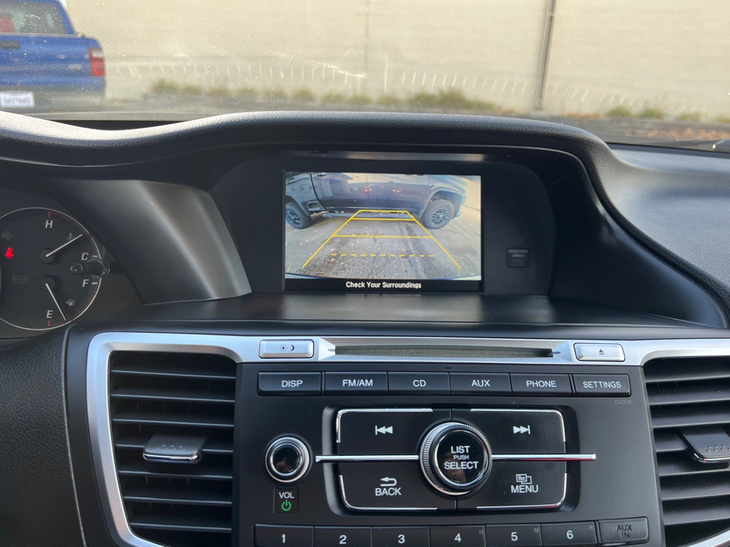 2015 Honda Accord Image 23