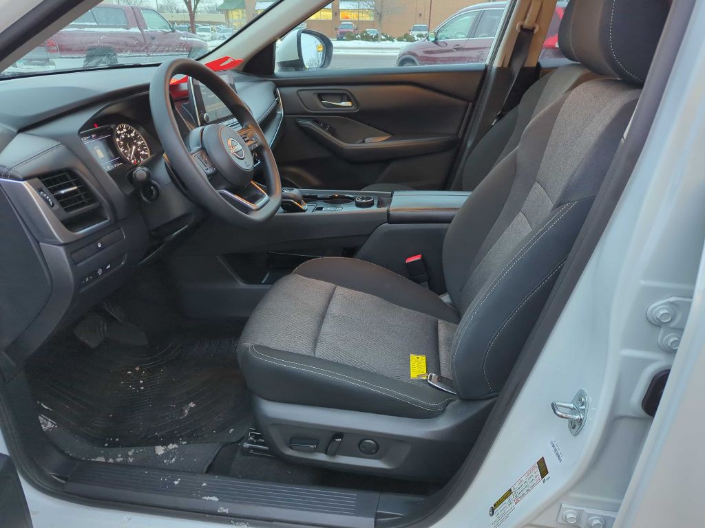 2024 Nissan Rogue Image 9