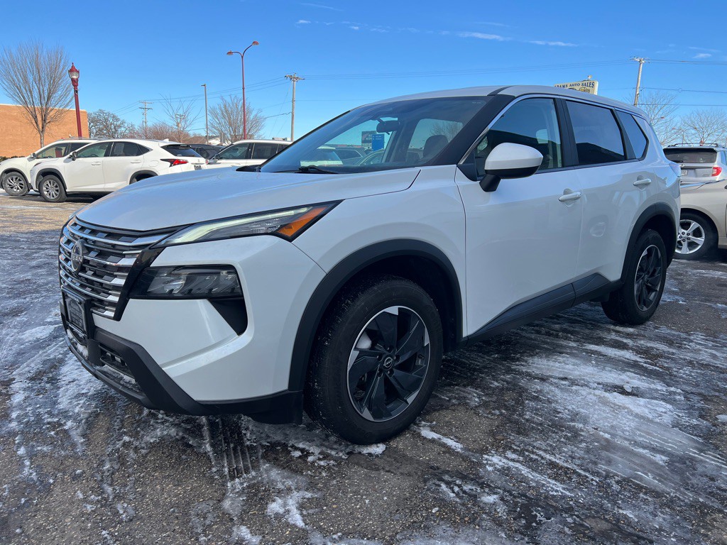 2024 Nissan Rogue Image 4