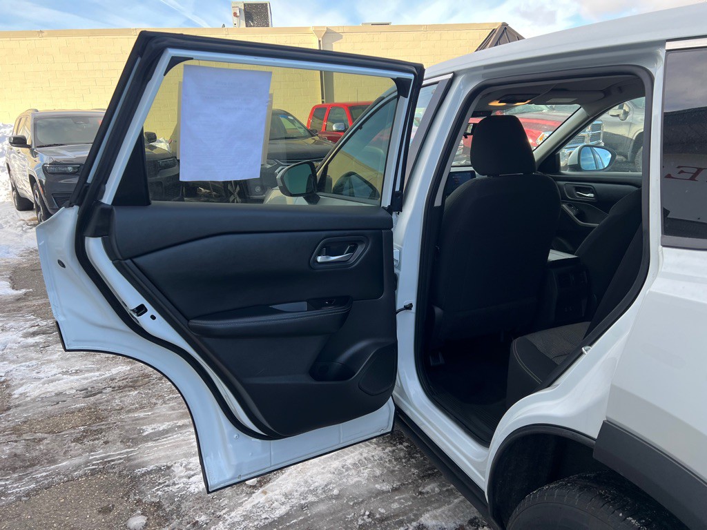 2024 Nissan Rogue Image 10