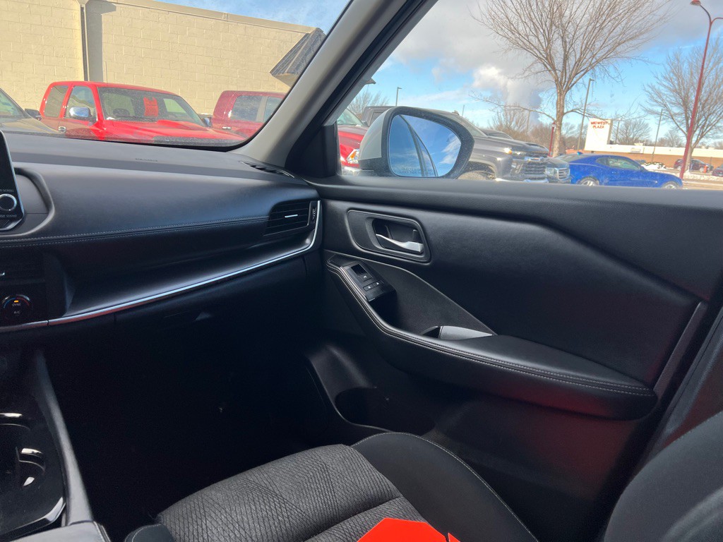 2024 Nissan Rogue Image 12