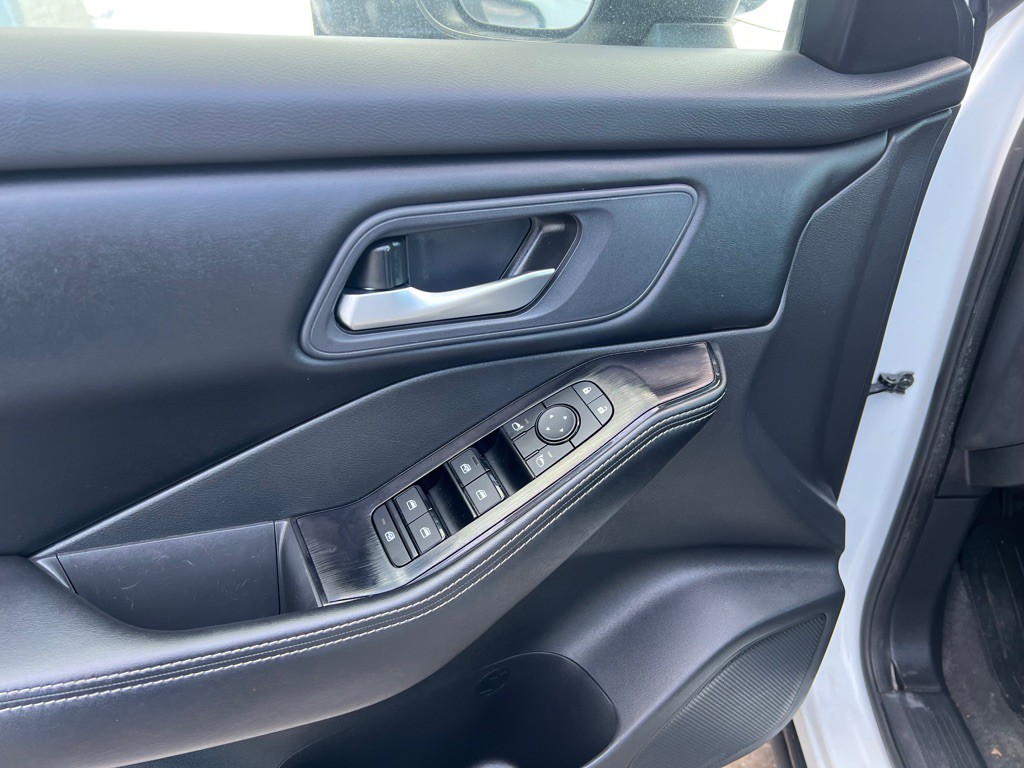 2024 Nissan Rogue Image 16