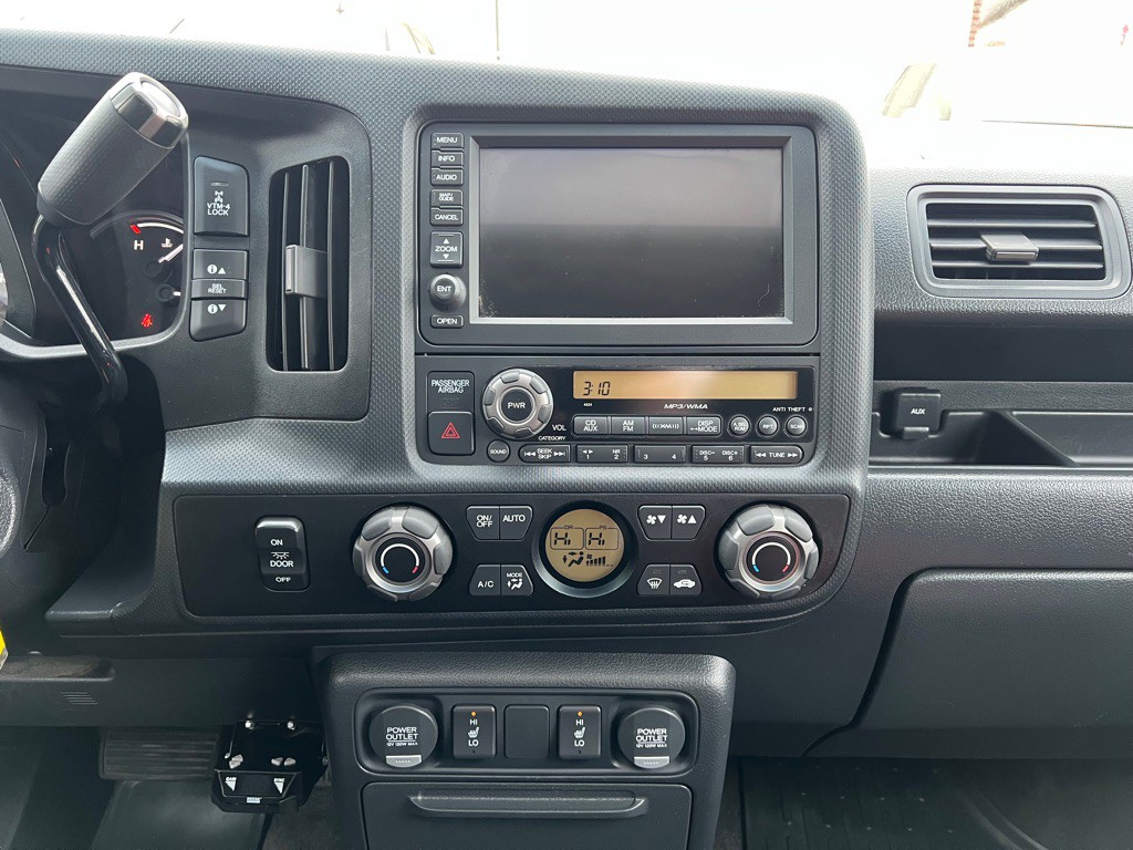 2012 Honda Ridgeline Image 22