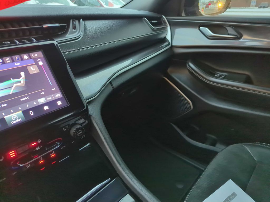 2021 Jeep Grand Cherokee Image 24