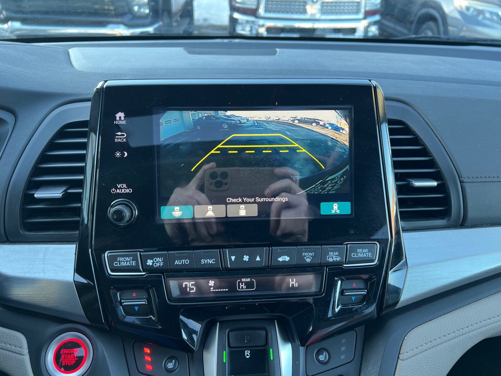 2018 Honda Odyssey Image 25